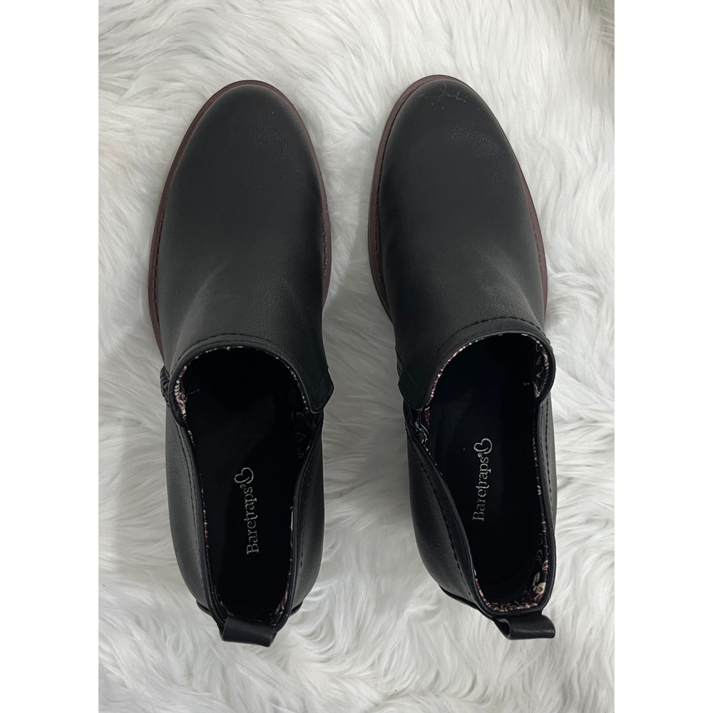 Baretraps Women's Black Ankle Booties Size 9.5 Low Block Heel Western Style